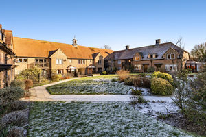 Photo 16- click for photo gallery